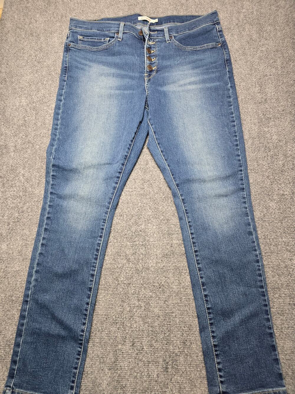 Levi's 311 Shaping Skinny Jeans Women's W33 L30 Medium Wash Blue Denim